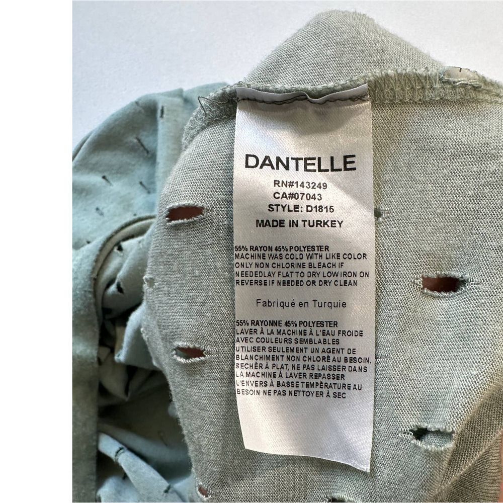 NWOT Dantelle Green Crew Neck Short Sleeve Perforated Shirt Medium - Picture 4 of 7